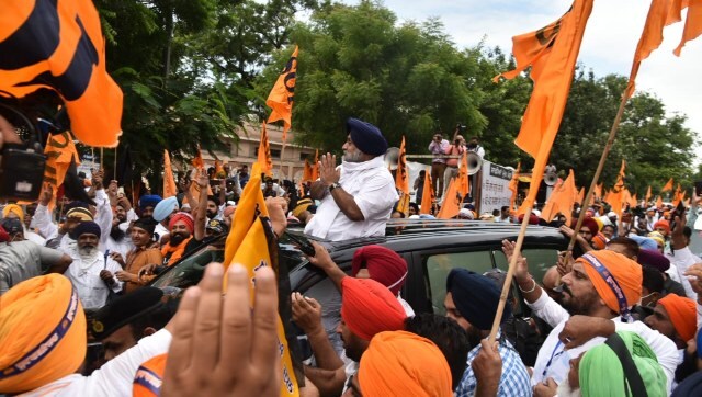 Farmers' protest: Traffic diversions in parts of Delhi, two metro stations near Tikri border shut Farmers' protest: Traffic diversions in parts of Delhi, two metro stations near Tikri border shut