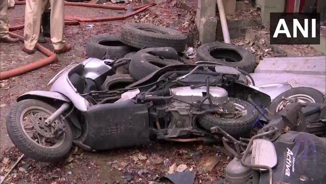 At least three dead, four hurt after explosion in Bengaluru transport godown At least three dead, four hurt after explosion in Bengaluru transport godown
