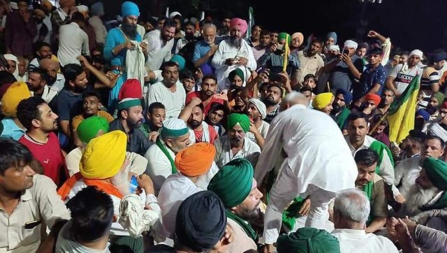 Haryana extends mobile internet ban in Karnal as farmers’ protest enters third day Haryana extends mobile internet ban in Karnal as farmers’ protest enters third day