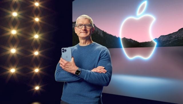Apple becomes first US company to hit $3 trillion market value, then slips back slightly Apple becomes first US company to hit $3 trillion market value, then slips back slightly