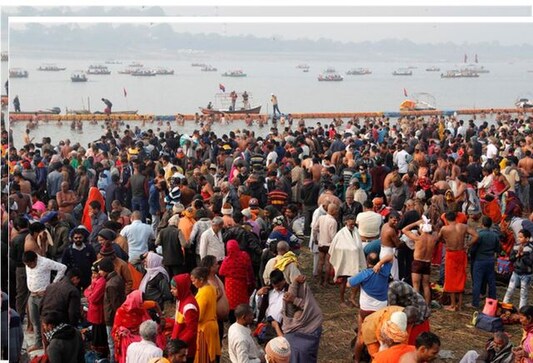 Uttar Pradesh: Defying COVID-19 surge, lakhs take holy dip in Ganga on Makar Sankranti Uttar Pradesh: Defying COVID-19 surge, lakhs take holy dip in Ganga on Makar Sankranti