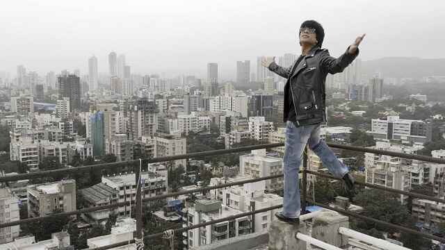 Urf, new documentary on celebrity lookalikes in India, traces the individual artists' to find their primary identities Urf, new documentary on celebrity lookalikes in India, traces the individual artists' to find their primary identities