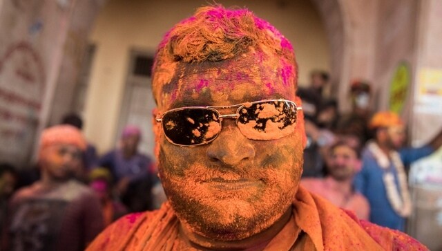 Happy Holi 2022: Here are some tips to protect your eyes while having fun with colours Happy Holi 2022: Here are some tips to protect your eyes while having fun with colours