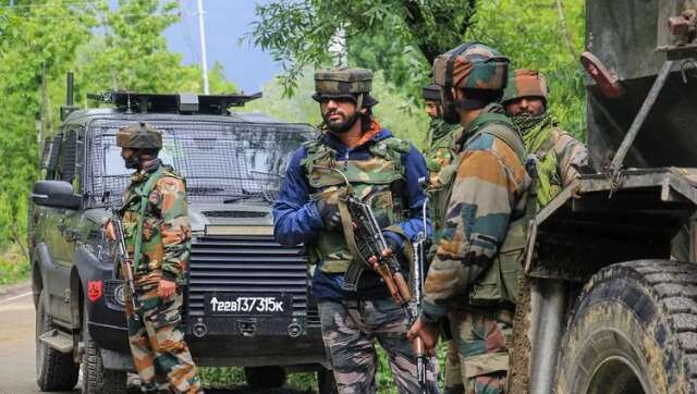 Bus with 15 CISF personnel attacked by terrorists near Jammu's Chaddha Camp, one ASI dead Bus with 15 CISF personnel attacked by terrorists near Jammu's Chaddha Camp, one ASI dead