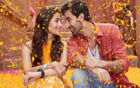 Alia Bhatt-Ranbir Kapoor wedding LIVE updates: Neetu Kapoor, Soni Razdan and others arrive at Vastu, haldi function to begin soon Alia Bhatt-Ranbir Kapoor wedding LIVE updates: Neetu Kapoor, Soni Razdan and others arrive at Vastu, haldi function to begin soon