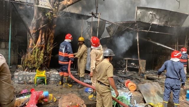 Delhi: Massive fire at godown in Jhandewalan Delhi: Massive fire at godown in Jhandewalan
