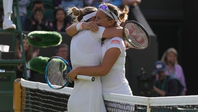 Wimbledon 2022: Former champion Simona Halep advances to third round