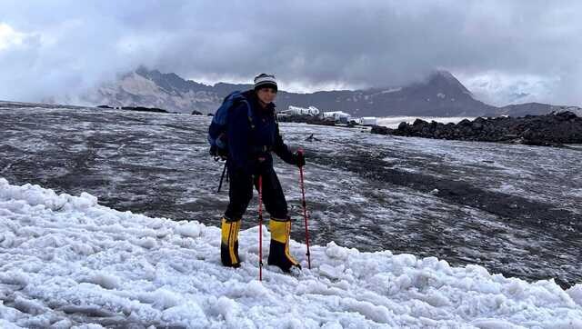 Indian mountaineer takes tricolour to Europe's highest peak on Independence Day Indian mountaineer takes tricolour to Europe's highest peak on Independence Day