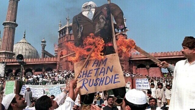 A look back at the protests against Salman Rushdie’s Satanic Verses A look back at the protests against Salman Rushdie’s Satanic Verses