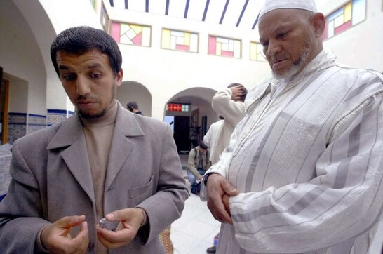 France to expel Moroccan imam Hassan Iquioussen over 'anti-semitic' speech France to expel Moroccan imam Hassan Iquioussen over 'anti-semitic' speech