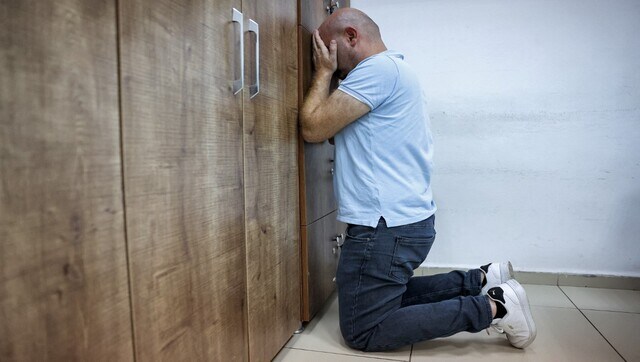 Syria: Ex-prisoners haunted by horrors of 'salt rooms'
