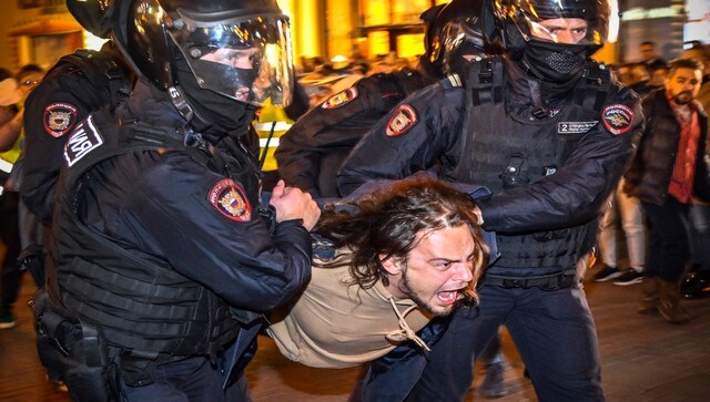 'I don't want to die': How Putin's military call-up has forced Russians to leave the country