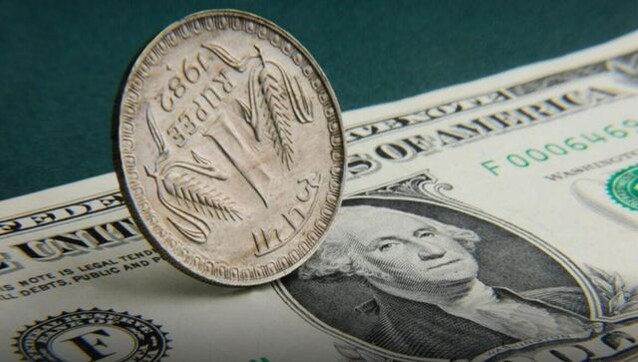 Early trading sees Rupee rise 5 paise to 79.47 against US dollar Early trading sees Rupee rise 5 paise to 79.47 against US dollar
