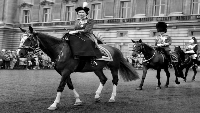 Queen Elizabeth II riding a horse outside Buckingham Palace. Her Majesty’s love for horses began at the age of three which was when she rode a horse for the very first time. According to NBC Chicago, the queen was one of the biggest faces of British and global horse racing. She had even attended America’s biggest horse race, the Kentucky Derby, in 2007. AP Queen Elizabeth II riding a horse outside Buckingham Palace. Her Majesty’s love for horses began at the age of three which was when she rode a horse for the very first time. According to NBC Chicago, the queen was one of the biggest faces of British and global horse racing. She had even attended America’s biggest horse race, the Kentucky Derby, in 2007. AP