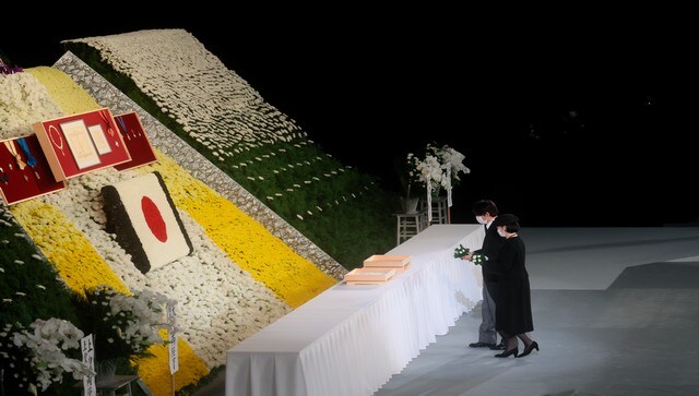 Japan’s Crown Prince Akishino and Crown Princess Kiko lay flowers at the altar during the state funeral for former Japanese Prime Minister Shinzo Abe at the Nippon Budokan in Tokyo. AP Japan’s Crown Prince Akishino and Crown Princess Kiko lay flowers at the altar during the state funeral for former Japanese Prime Minister Shinzo Abe at the Nippon Budokan in Tokyo. AP