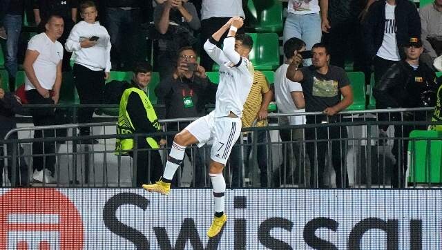 Cristiano Ronaldo scores first goal this season as Manchester United stroll in Europa League
