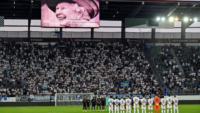 Queen Elizabeth II passes away: English football pays its tribute to longest reigning monarch