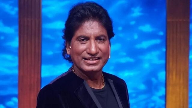 Watch Raju Srivastava's last video: Tiranga remained Gajodhar Bhaiya's love till last breath Watch Raju Srivastava's last video: Tiranga remained Gajodhar Bhaiya's love till last breath