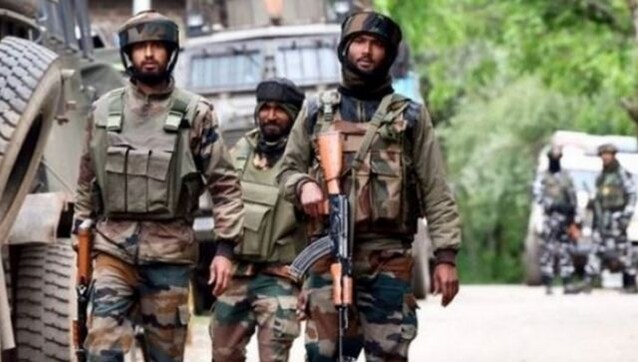 J&K: Two terrorists killed near Line of Control in Kupwara J&K: Two terrorists killed near Line of Control in Kupwara