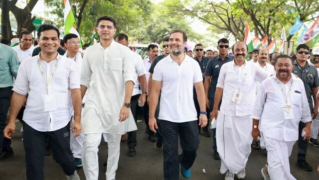 No intention of making Hindi alone national language: Rahul Gandhi No intention of making Hindi alone national language: Rahul Gandhi