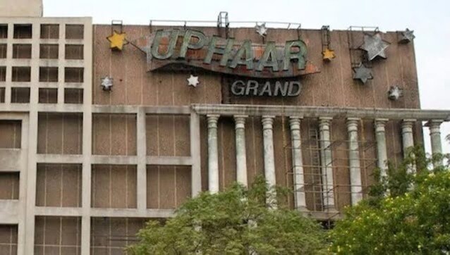 Uphaar Fire: HC asks Ansals to reply to victims' plea on enhancing punishment in evidence tampering case Uphaar Fire: HC asks Ansals to reply to victims' plea on enhancing punishment in evidence tampering case