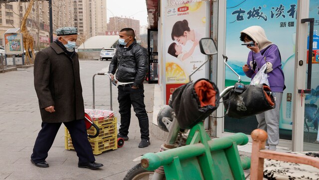 China: Hunger, lack of medicines after 40 days of COVID-19 lockdown in Xinjiang China: Hunger, lack of medicines after 40 days of COVID-19 lockdown in Xinjiang
