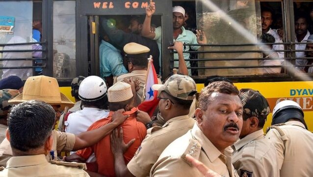 Kerala High Court holds PFI in contempt for flash hartal Kerala High Court holds PFI in contempt for flash hartal