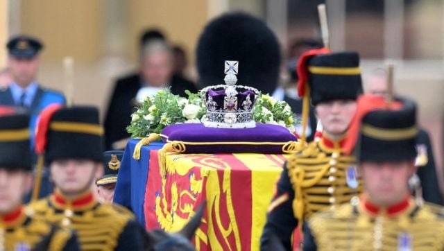 London Mourns, Big Ben Tolls: The Queen’s final journey from Buckingham Place to Westminster Hall