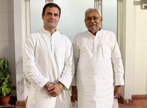 'No intention to become PM candidate,' says Nitish Kumar as he meets Rahul Gandhi in Delhi 'No intention to become PM candidate,' says Nitish Kumar as he meets Rahul Gandhi in Delhi