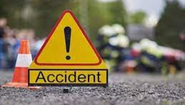 Jharkhand: Four killed,25 injured as bus overturns in Hazaribag Jharkhand: Four killed,25 injured as bus overturns in Hazaribag