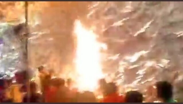 UP: Three dead in Durga puja pandal fire in Bhadohi UP: Three dead in Durga puja pandal fire in Bhadohi