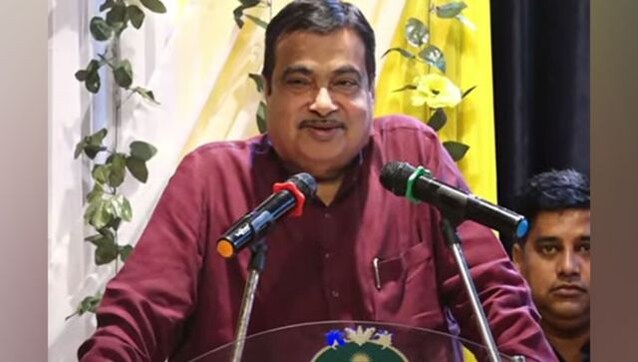 Delhi-Mumbai Express Highway's first phase to be completed this year, says Nitin Gadkari Delhi-Mumbai Express Highway's first phase to be completed this year, says Nitin Gadkari