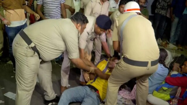 West Bengal: BJP slams Mamata Banerjee after Kolkata Police brutally remove protesting job seekers West Bengal: BJP slams Mamata Banerjee after Kolkata Police brutally remove protesting job seekers