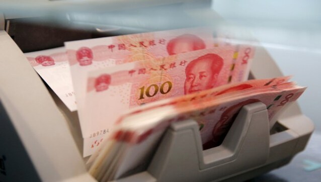Falling yuan embarrassing for China ahead of 20th National Congress 20大召开前,人民币贬值令中国尴尬