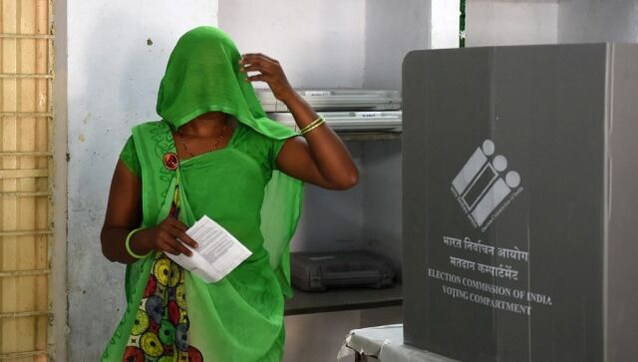Explained: Why the Election Commission did not announce dates for Gujarat polls Explained: Why the Election Commission did not announce dates for Gujarat polls