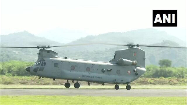 WATCH: Rafale, Chinook take part in air show to celebrate diamond jubilee at Udhampur Air Force station, J&K WATCH: Rafale, Chinook take part in air show to celebrate diamond jubilee at Udhampur Air Force station, J&K