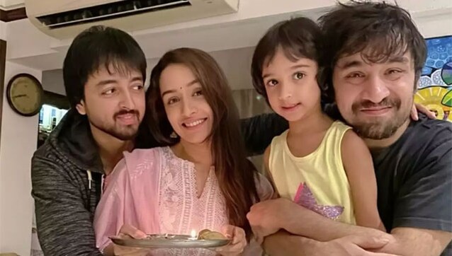 Shraddha Kapoor opens up about her personal relationship with her family: It's like living in a Sooraj Barjatya film Shraddha Kapoor opens up about her personal relationship with her family: It's like living in a Sooraj Barjatya film
