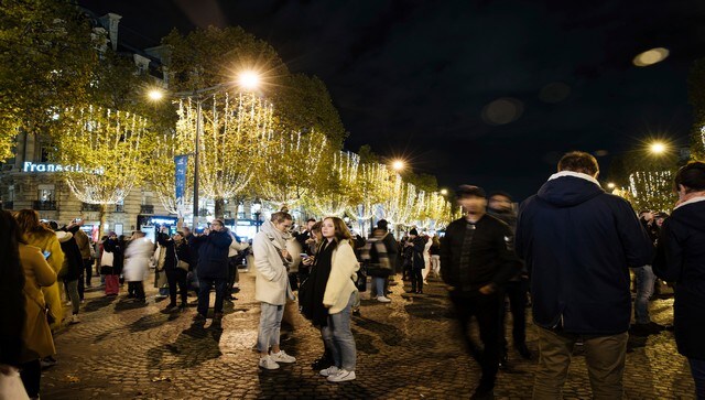 Tis’ the Season to Be Jolly: Christmas comes early to Paris