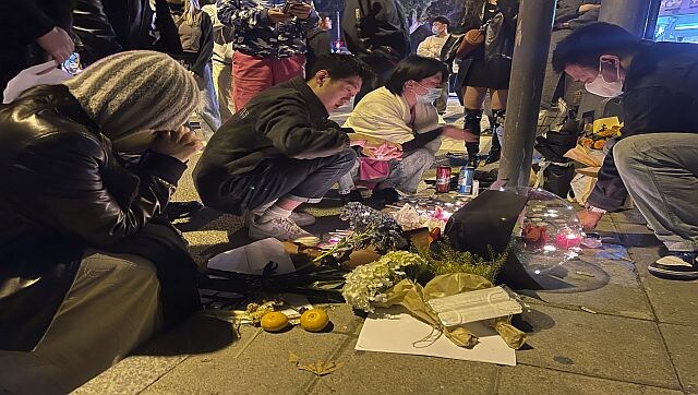 Explained: How COVID-19 frustrations have pushed Chinese out on to the streets Explained: How COVID-19 frustrations have pushed Chinese out on to the streets
