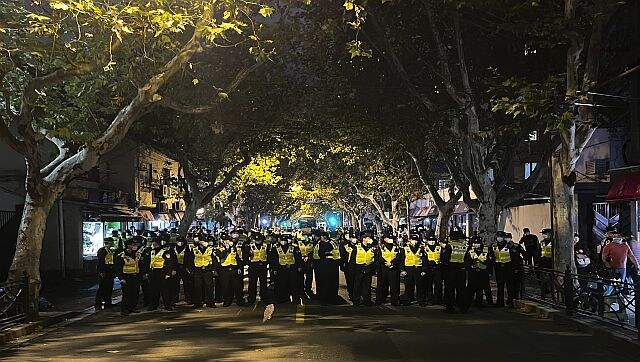 China lockdown protests pause under heavy policing China lockdown protests pause under heavy policing