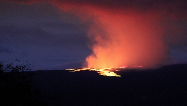 Sea of Red: Hawaii’s Mauna Loa volcano erupts after 40 years
