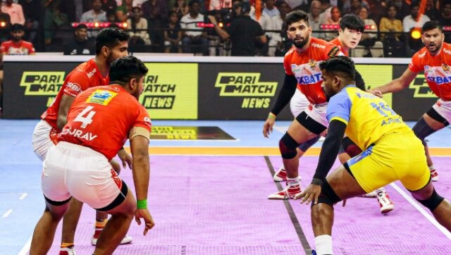 Pro Kabaddi 2022: Tamil Thalaivas beat Gujarat Giants; Bengaluru Bulls edge out Dabang Delhi Pro Kabaddi 2022: Tamil Thalaivas beat Gujarat Giants; Bengaluru Bulls edge out Dabang Delhi