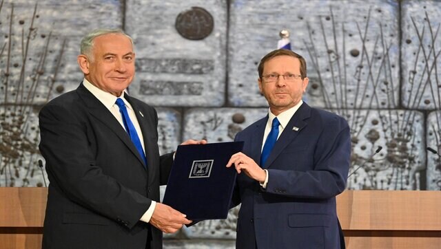 Israel: President invites Netanyahu to form new government, grants six weeks to conclude coalition talks Israel: President invites Netanyahu to form new government, grants six weeks to conclude coalition talks