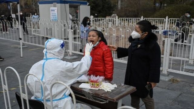China orders Covid lockdown in Zhengzhou after iPhone factory protests