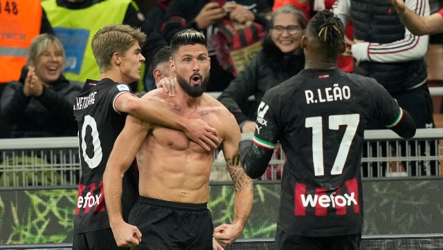 Serie A: Olivier Giroud spares AC Milan the blushes against Spezia as Napoli stay on top of league Serie A: Olivier Giroud spares AC Milan the blushes against Spezia as Napoli stay on top of league