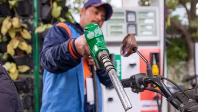 Petrol and diesel prices today, 22 November: Check rates in Delhi, Mumbai, and other major cities Petrol and diesel prices today, 22 November: Check rates in Delhi, Mumbai, and other major cities