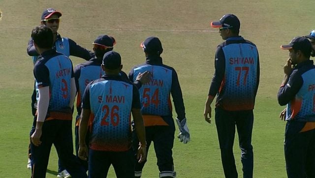 Vijay Hazare Trophy: Karnataka thump Jharkhand to reach quarter-finals; Uttar Pradesh beat depleted Mumbai