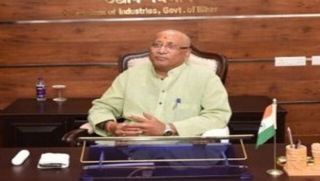 I-T officials raid premises linked to Bihar minister's kin I-T officials raid premises linked to Bihar minister's kin