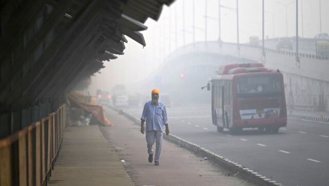 Delhi has turned into a gas chamber, says environment minister: Why is the Capital gasping for breath again? Delhi has turned into a gas chamber, says environment minister: Why is the Capital gasping for breath again?