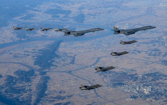 South Korea scrambles jets after Chinese, Russian warplanes approach South Korea scrambles jets after Chinese, Russian warplanes approach